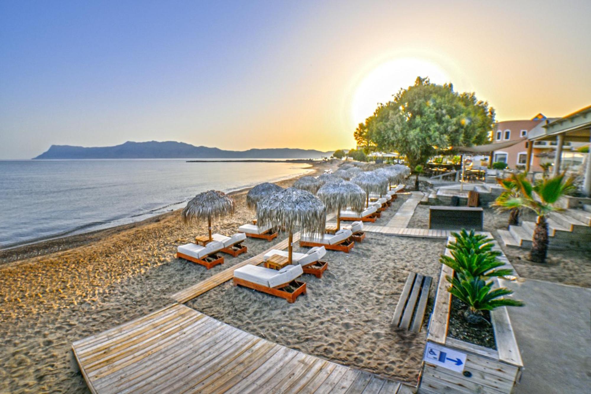 Maria Beach Hotel Kissamos Exterior photo